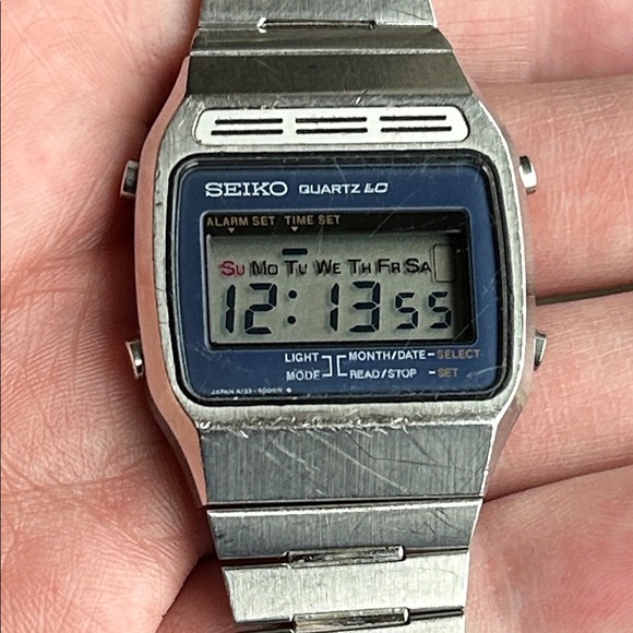 Seiko A133-5009 Quartz LC Digital Watch in Silver and Blue - Picture 1 of 14